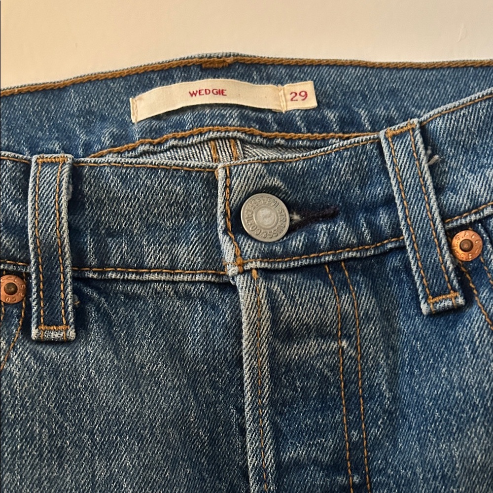 Levi’s Wedgie Women's Jeans